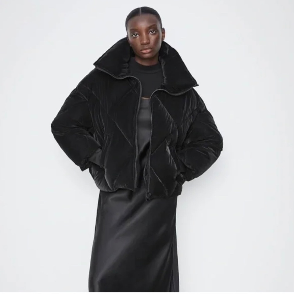 Zara Black Label- crushed velvet oversized puffer crop - Picture 3 of 6